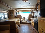2015 Thor Motor Coach Hurricane Photo #3