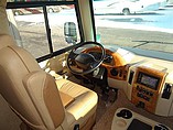 2015 Thor Motor Coach Hurricane Photo #6