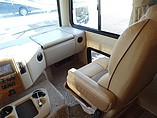 2015 Thor Motor Coach Hurricane Photo #7