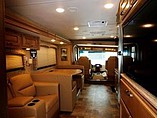 2016 Thor Motor Coach Hurricane Photo #3
