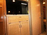 2016 Thor Motor Coach Hurricane Photo #14