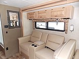 2016 Thor Motor Coach Hurricane Photo #11