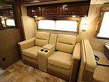 2016 Thor Motor Coach Hurricane Photo #14