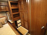 2016 Thor Motor Coach Hurricane Photo #26