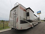 2016 Thor Motor Coach Hurricane Photo #8