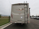 2016 Thor Motor Coach Hurricane Photo #9