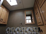 2016 Thor Motor Coach Hurricane Photo #16