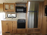 2016 Thor Motor Coach Hurricane Photo #29