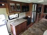 2016 Thor Motor Coach Hurricane Photo #10