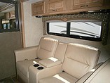 2016 Thor Motor Coach Hurricane Photo #10