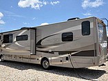 2016 Thor Motor Coach Hurricane Photo #3