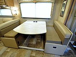 2016 Thor Motor Coach Hurricane Photo #6