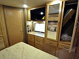 2016 Thor Motor Coach Hurricane Photo #12