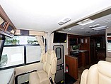 2015 Thor Motor Coach Hurricane Photo #6