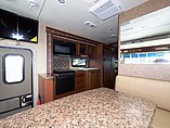2015 Thor Motor Coach Hurricane Photo #7