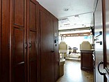 2015 Thor Motor Coach Hurricane Photo #12