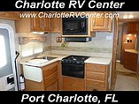 2007 Thor Motor Coach Hurricane Photo #13
