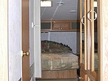 2003 Thor Motor Coach Jazz Photo #13