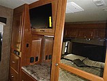 2015 Thor Motor Coach Miramar Photo #13