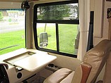 2015 Thor Motor Coach Miramar Photo #5