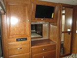 2015 Thor Motor Coach Miramar Photo #11