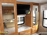 2015 Thor Motor Coach Miramar Photo #39