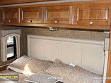 2015 Thor Motor Coach Miramar Photo #43