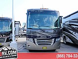 2015 Thor Motor Coach Miramar Photo #2