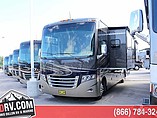 2015 Thor Motor Coach Miramar Photo #3
