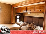 2015 Thor Motor Coach Miramar Photo #43