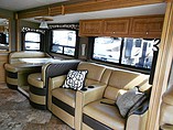 2016 Thor Motor Coach Miramar Photo #5