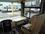 2016 Thor Motor Coach Miramar Photo #8