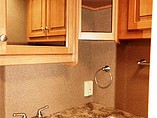2016 Thor Motor Coach Miramar Photo #10