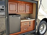 2016 Thor Motor Coach Miramar Photo #4