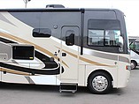 2015 Thor Motor Coach Miramar Photo #12
