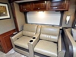 2016 Thor Motor Coach Miramar Photo #6
