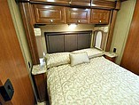 2016 Thor Motor Coach Miramar Photo #11