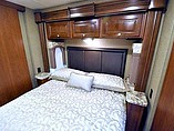 2016 Thor Motor Coach Miramar Photo #14