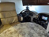 2016 Thor Motor Coach Miramar Photo #19