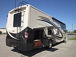 2015 Thor Motor Coach Miramar Photo #4