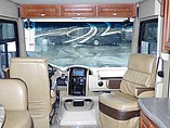2015 Thor Motor Coach Miramar Photo #11