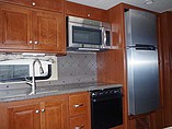 2015 Thor Motor Coach Miramar Photo #17