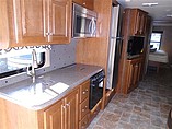 2015 Thor Motor Coach Miramar Photo #10