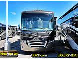 2015 Thor Motor Coach Miramar Photo #2