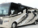 2016 Thor Motor Coach Miramar Photo #4