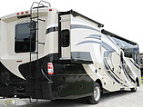 2016 Thor Motor Coach Miramar Photo #12