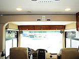 2016 Thor Motor Coach Miramar Photo #19