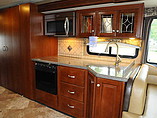 2016 Thor Motor Coach Miramar Photo #27