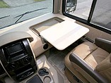 2015 Thor Motor Coach Miramar Photo #20