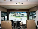 2015 Thor Motor Coach Miramar Photo #21